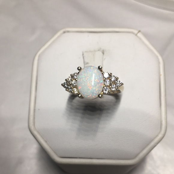 Jewelry - 14K yellow gold round diamonds opal ring